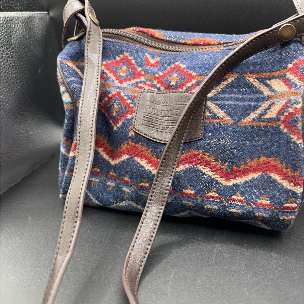 Pendleton Vintage Blue And Red Wool Patterned Wom… - image 7